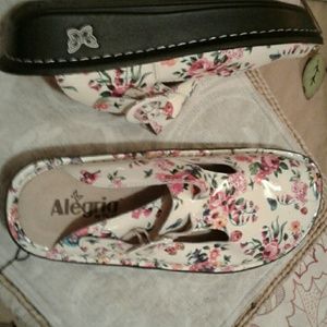 One pair of Alegria women's shoes.